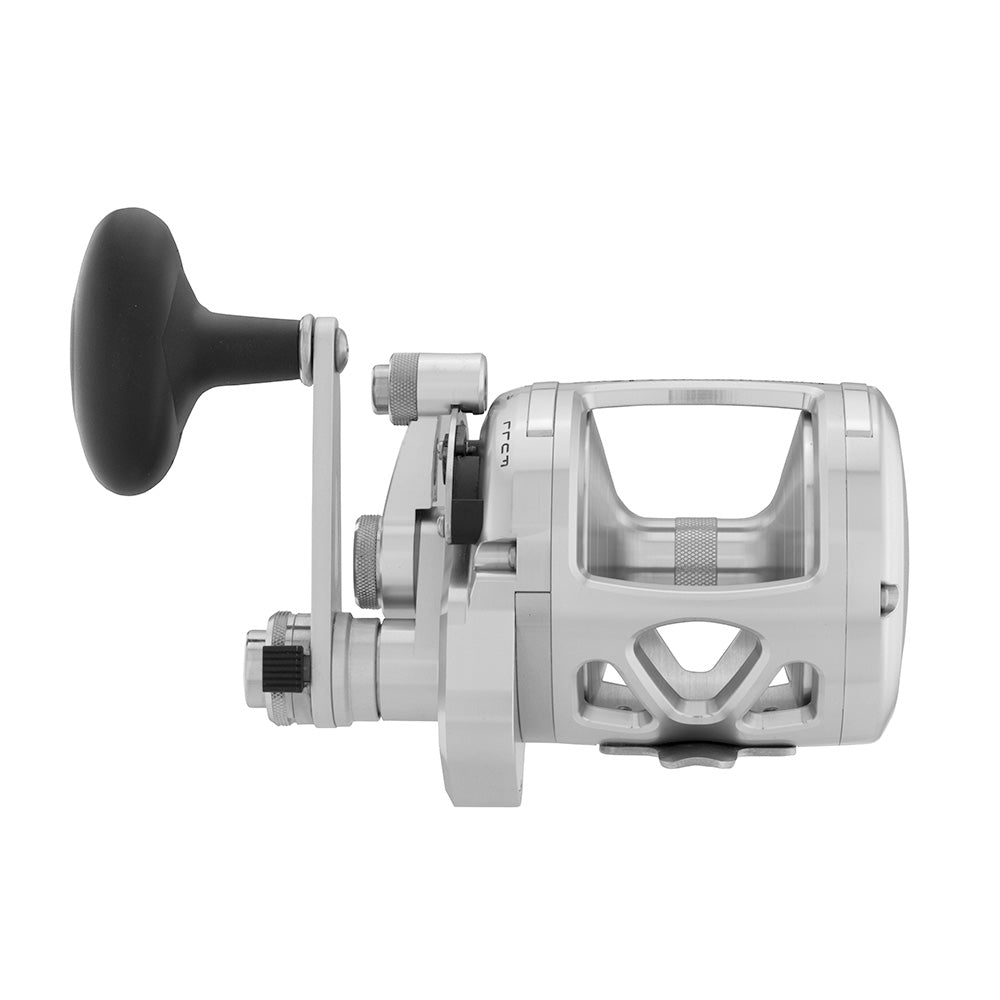 PENN International 16 VISS Reel INT16VISS - Silver